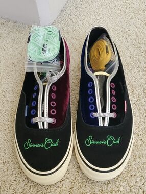Mens Vans Sinner's Club Part 2. Brand New With Tags!! Size 11 available.